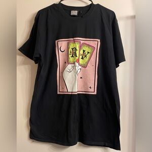 Reclaimed vintage graphic short sleeve tee with. Size L Super cute great.